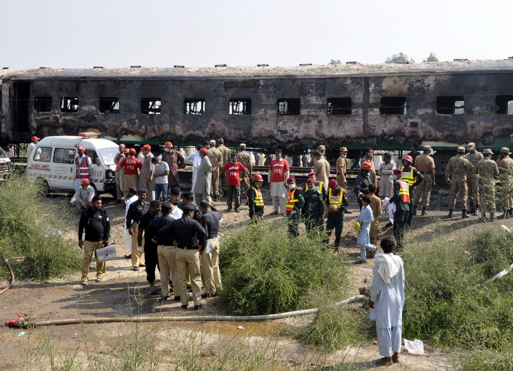 Pakstan Train Fire